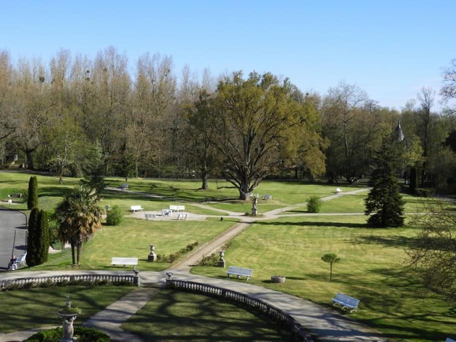 Un séjour d'exception au Logis du Château Saint-Pierre-de-l'Isle Esterno foto