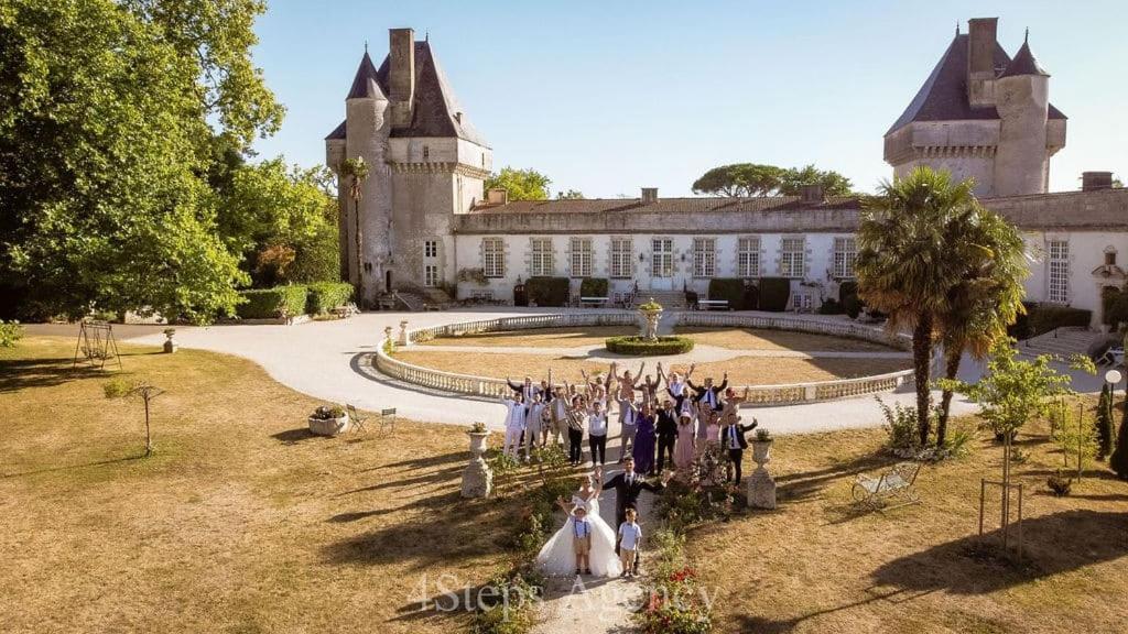 Un séjour d'exception au Logis du Château Saint-Pierre-de-l'Isle Esterno foto